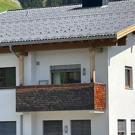 Stern * 丰塔内拉