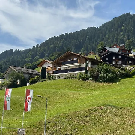 Stern 公寓 丰塔内拉